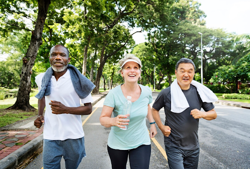4 Ways Seniors Can Stay Active and Healthy Every Day