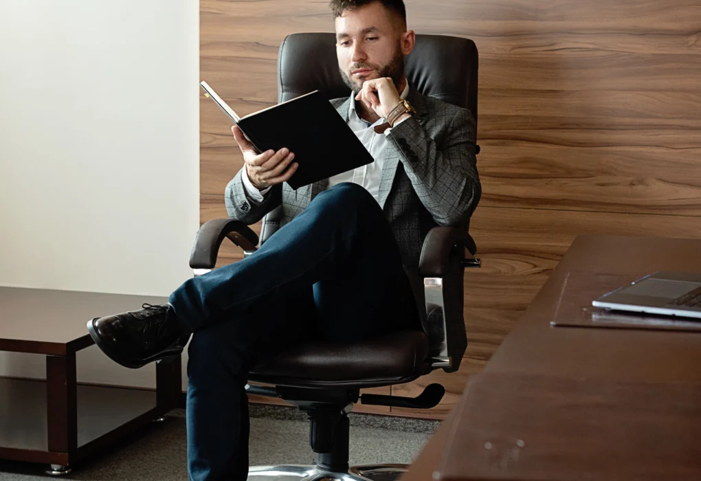 Why the Right Office Chair Matters More Than You Think