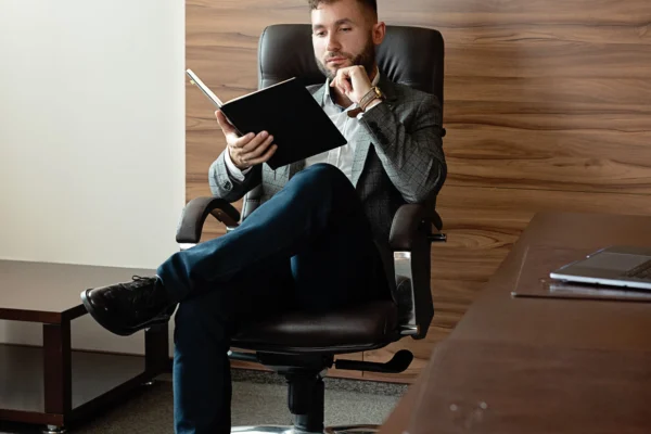 Why the Right Office Chair Matters More Than You Think