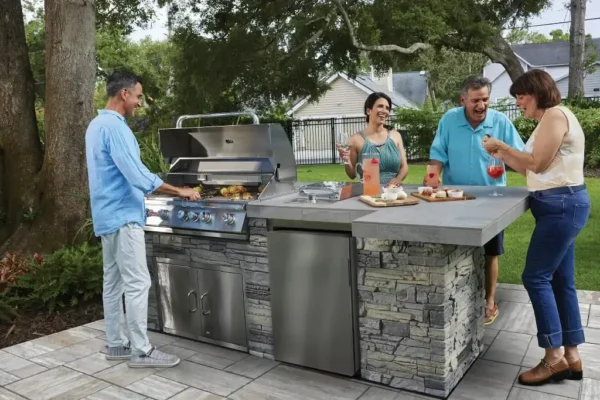 Backyard Living with Outdoor Cooking Gas Grills