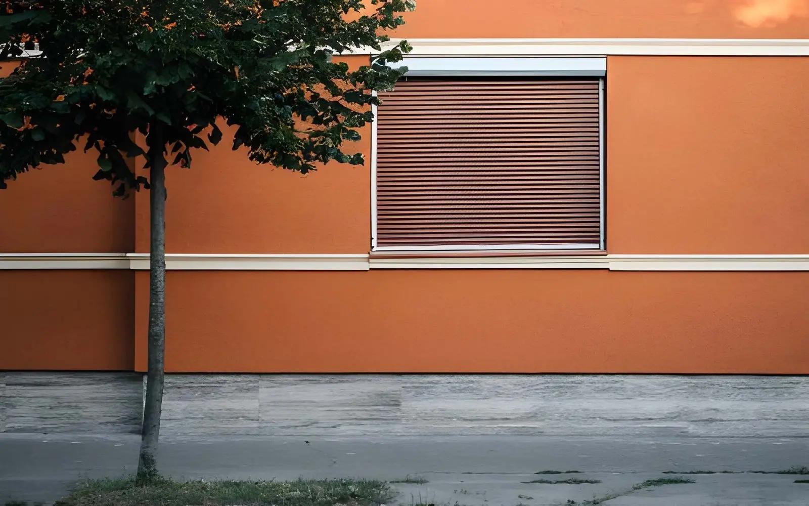 When It's Actually Worth Installing Outdoor Blinds and Shutters
